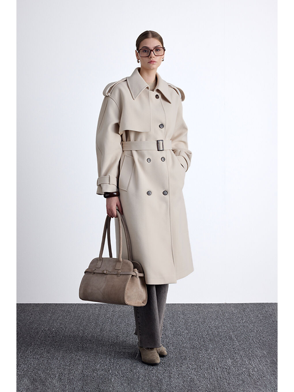 Apolet Detaylı Kaşe Kaban Bej-1