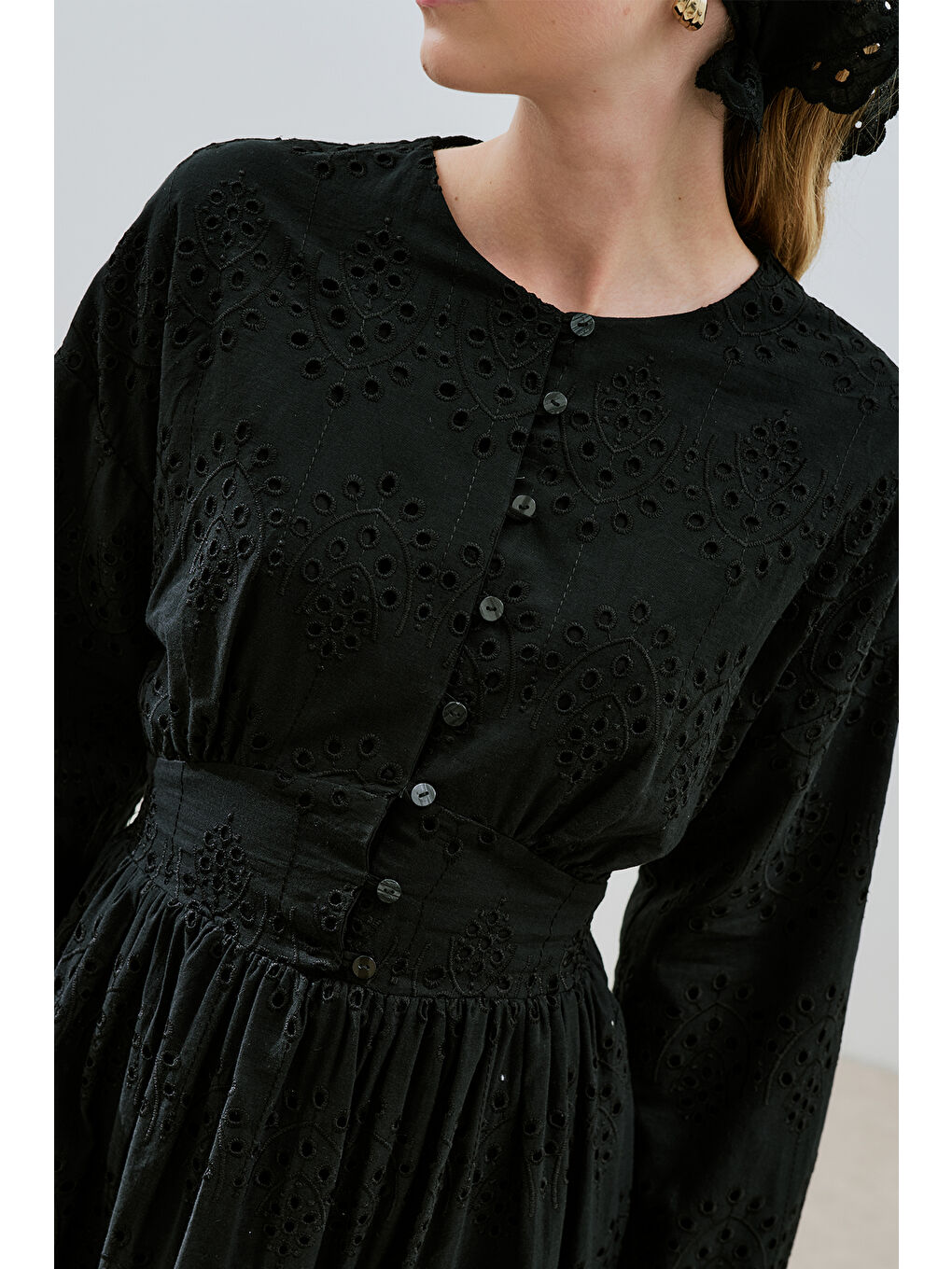 Brode Düğmeli Elbise Siyah-3