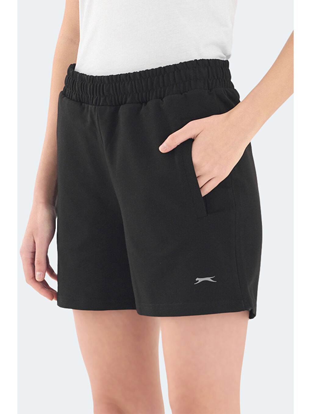 RAMLAH I Kadın Cepli Siyah Şort-1