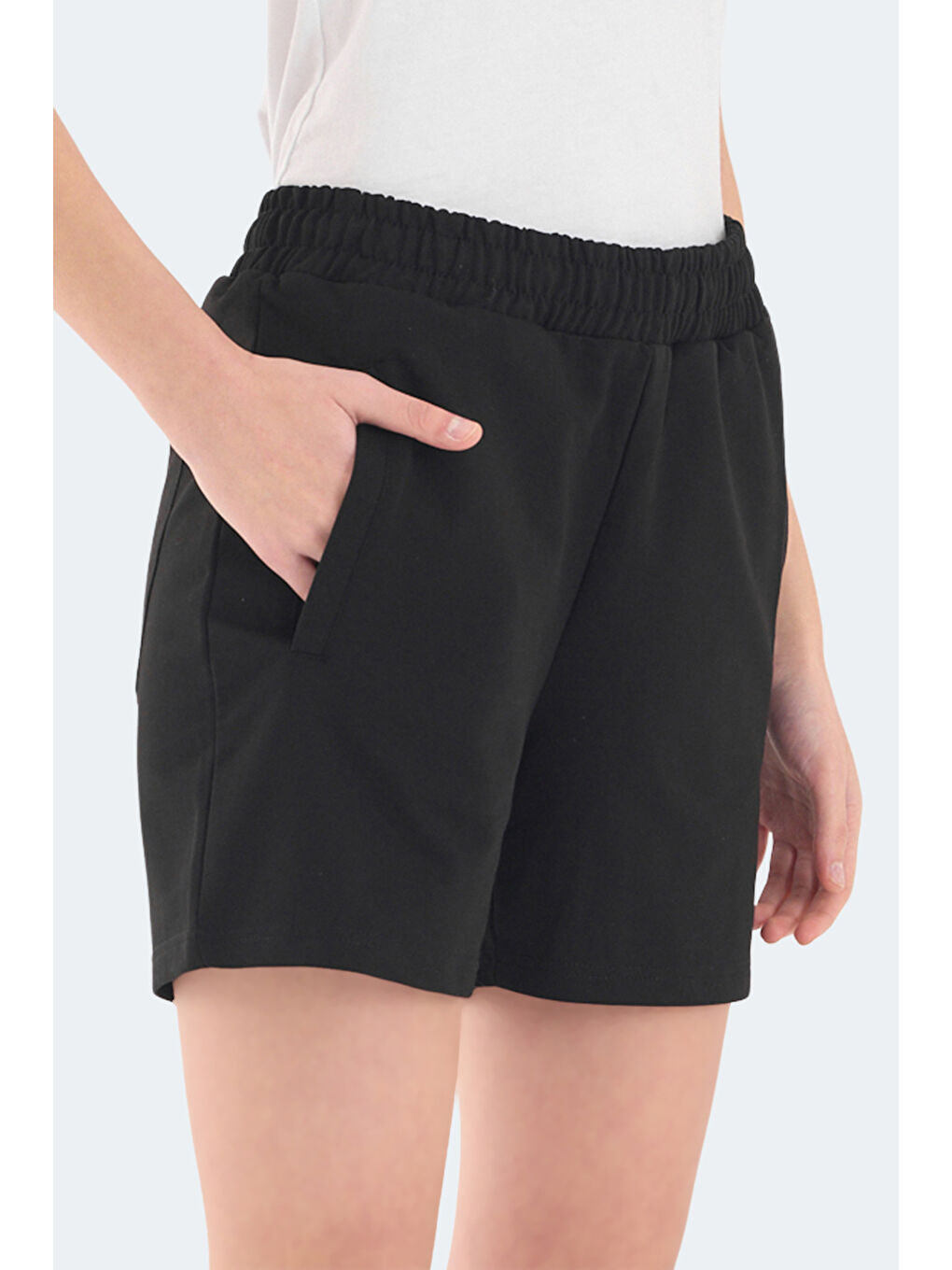 RAMLAH I Kadın Cepli Siyah Şort-2