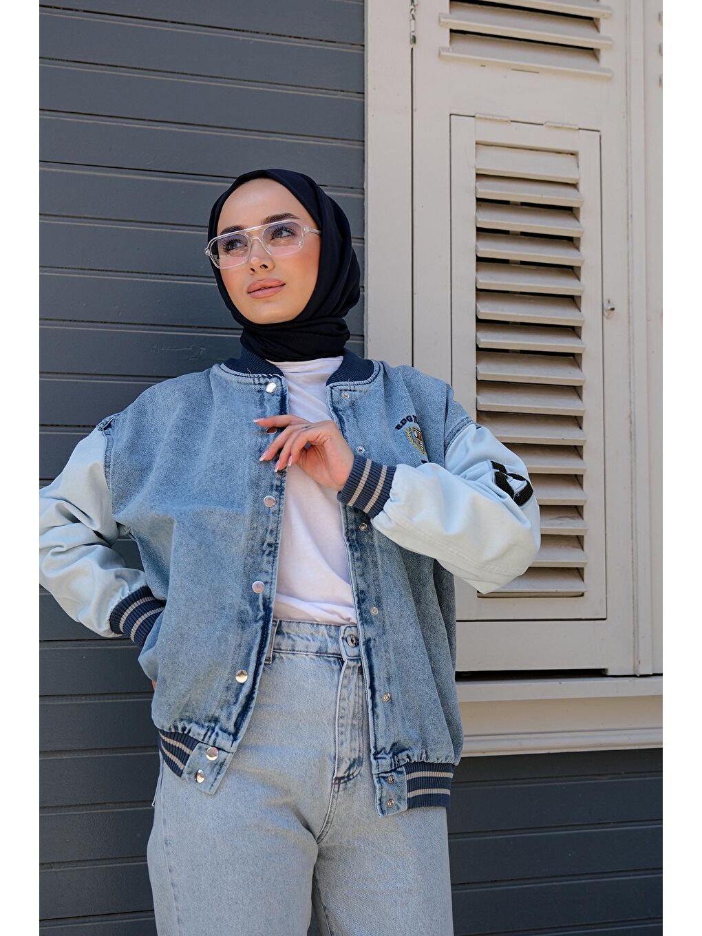 Kol ve Etek Ucu Lastikli Çıtçıtlı Denim Ceket Mavi