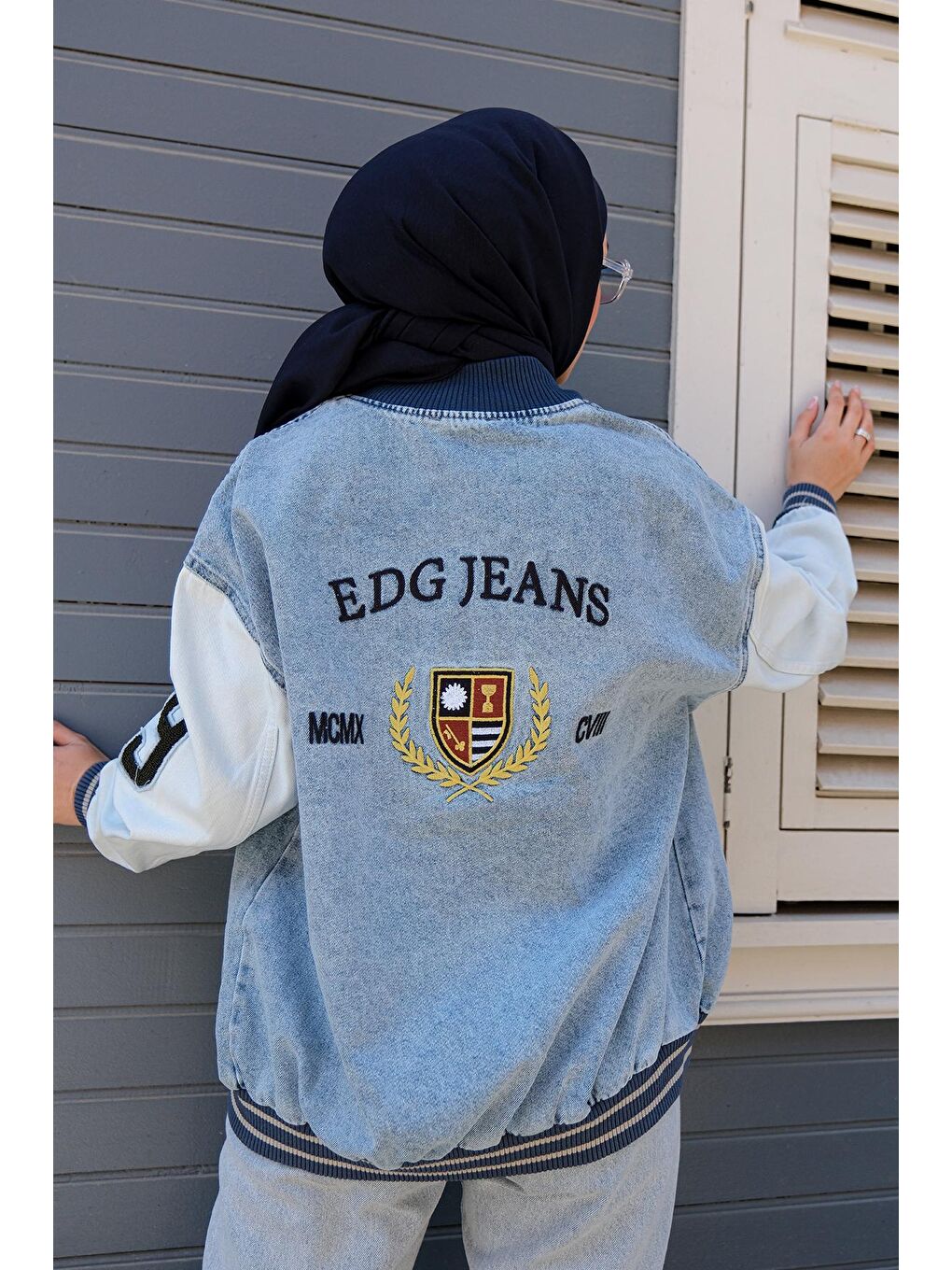 Kol ve Etek Ucu Lastikli Çıtçıtlı Denim Ceket Mavi-3