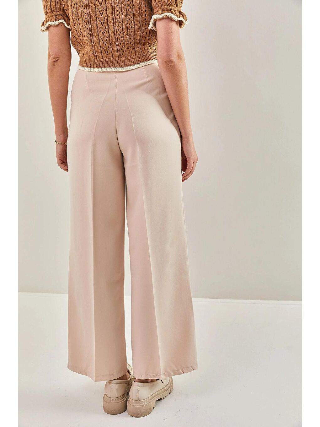 Bej Kadın Çift Çimalı Atlas Kumaş Palazzo Pantolon-1