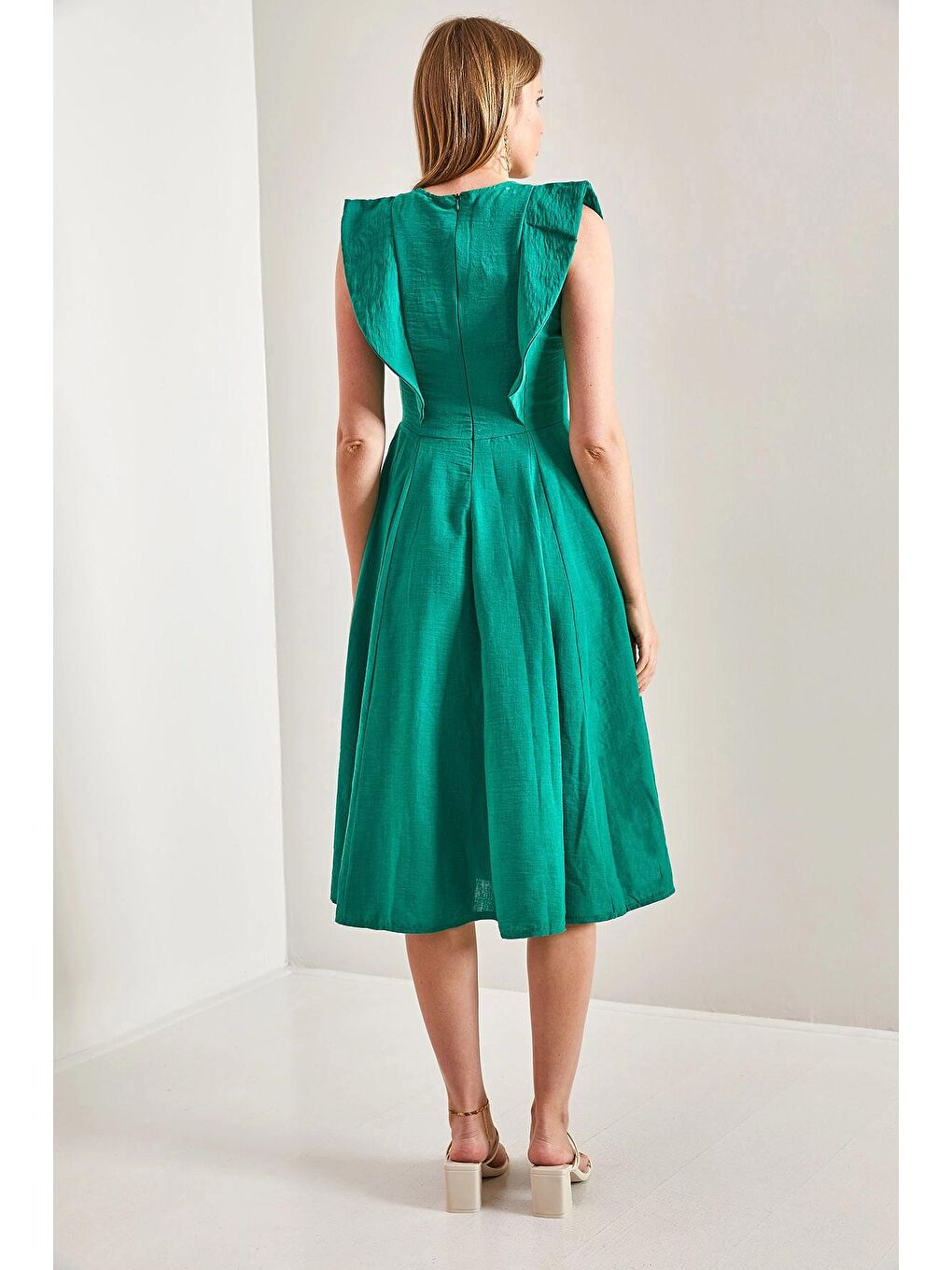 Yeşil Kadın Yakası Fırfırlı Keten Elbise-1