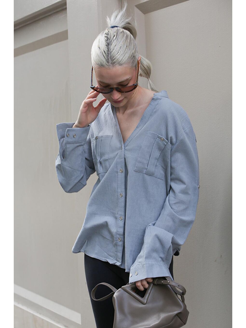 Gri Katlamalı Kollu Keten Görünümlü Kadın Gömlek Mg1847-3
