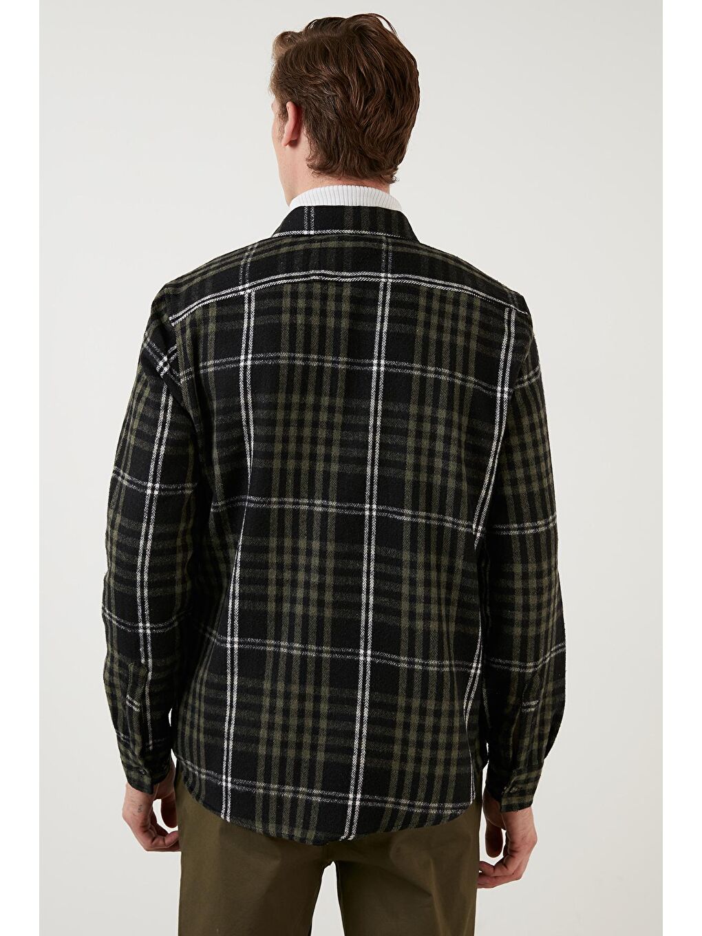 Haki Pamuklu Ekoseli Slim Fit Düğmeli Yaka Erkek Gömlek CF23W114653-4