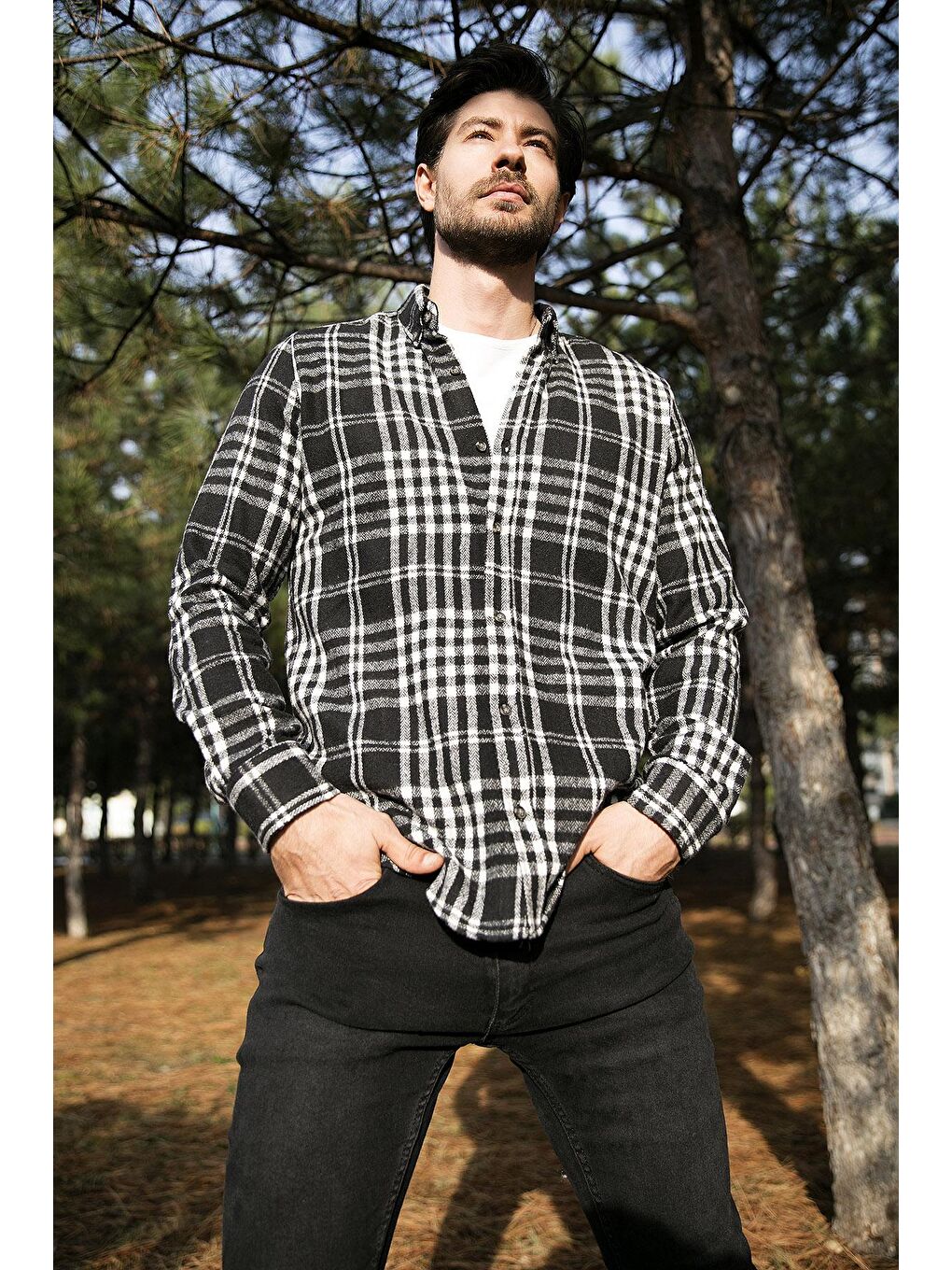 Siyah Pamuklu Ekoseli Slim Fit Düğmeli Yaka Erkek Gömlek CF23W114653-1