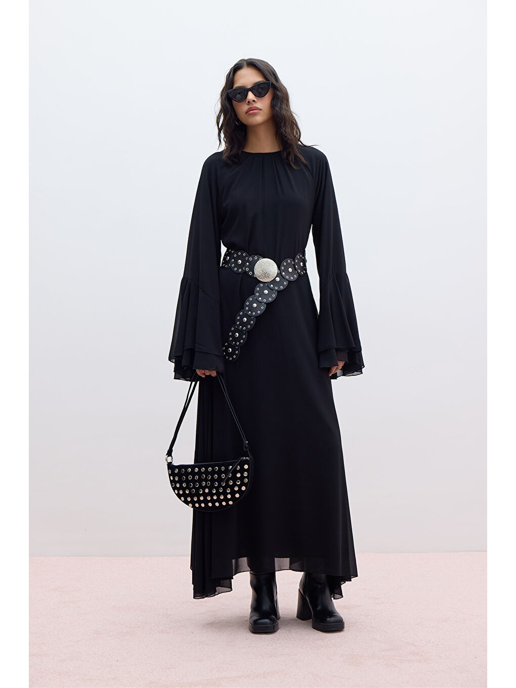 Şifon Volanlı Elbise Siyah-1