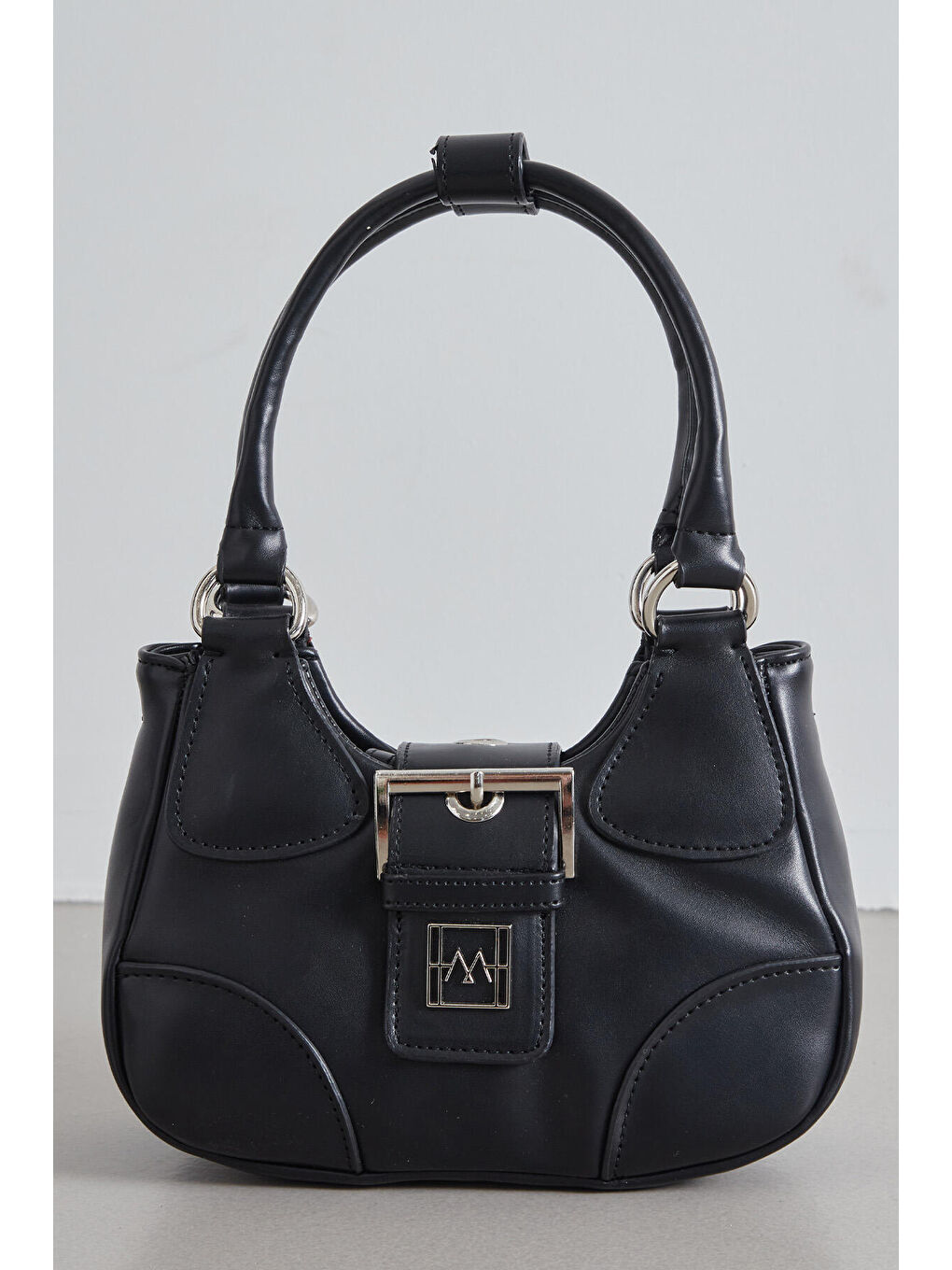 Metal Toka Kapamalı Mini Çanta Siyah