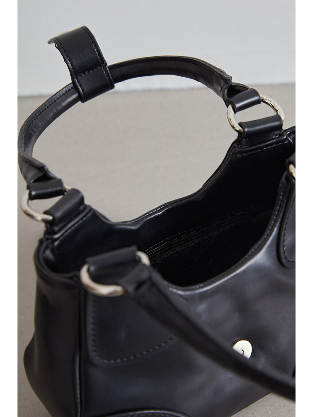 Metal Toka Kapamalı Mini Çanta Siyah-3