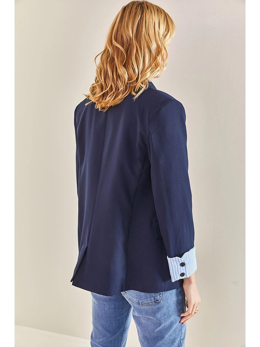 Lacivert Kadın Garneli Kol Detaylı Blazer Ceket-3