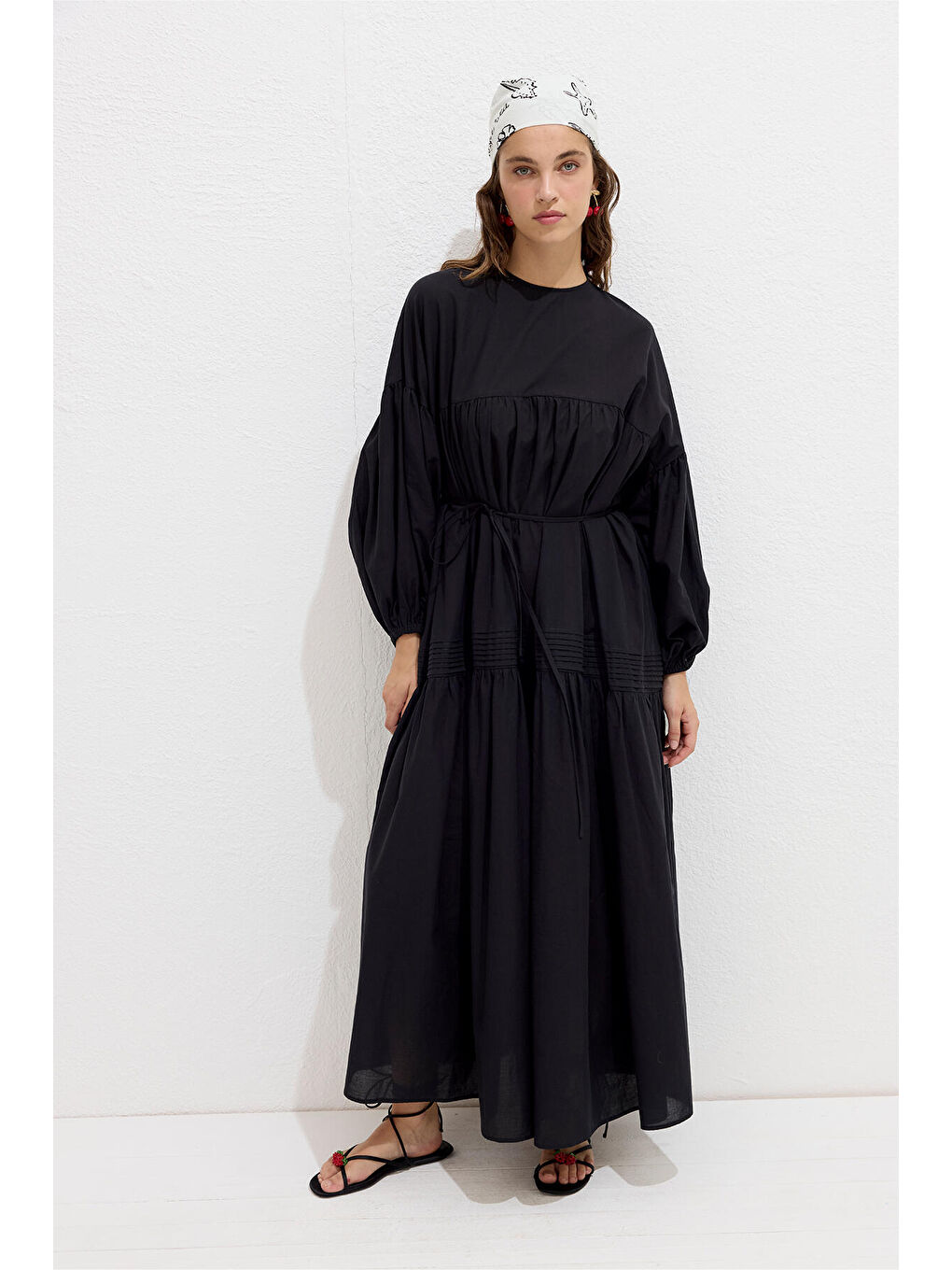 Büzgülü Oversize Vual Elbise Siyah-3