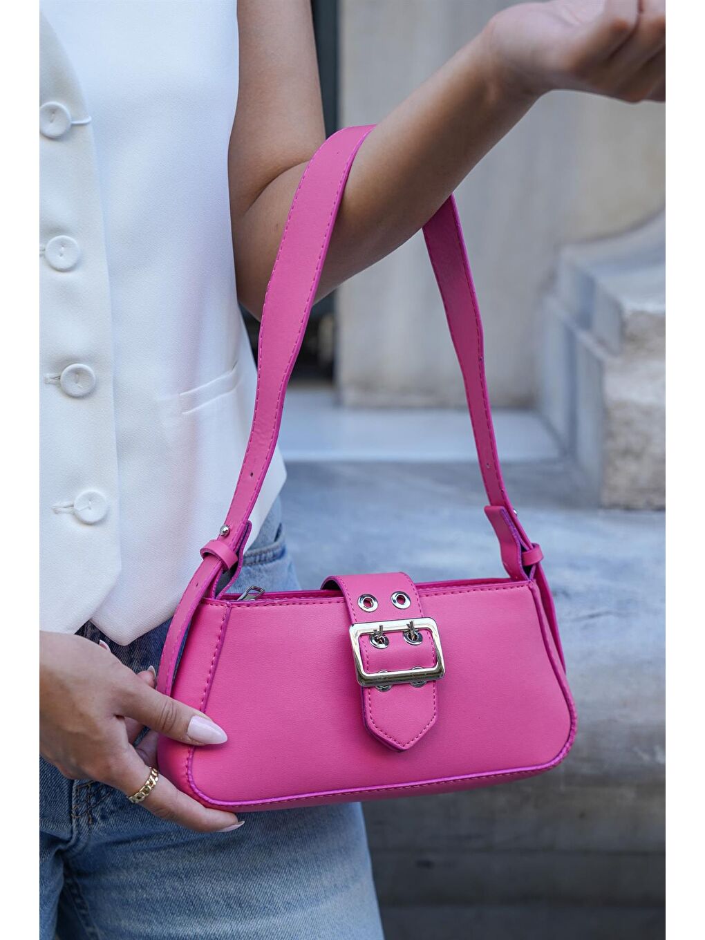 Toka Detaylı Kol Çantası Fuşya-1