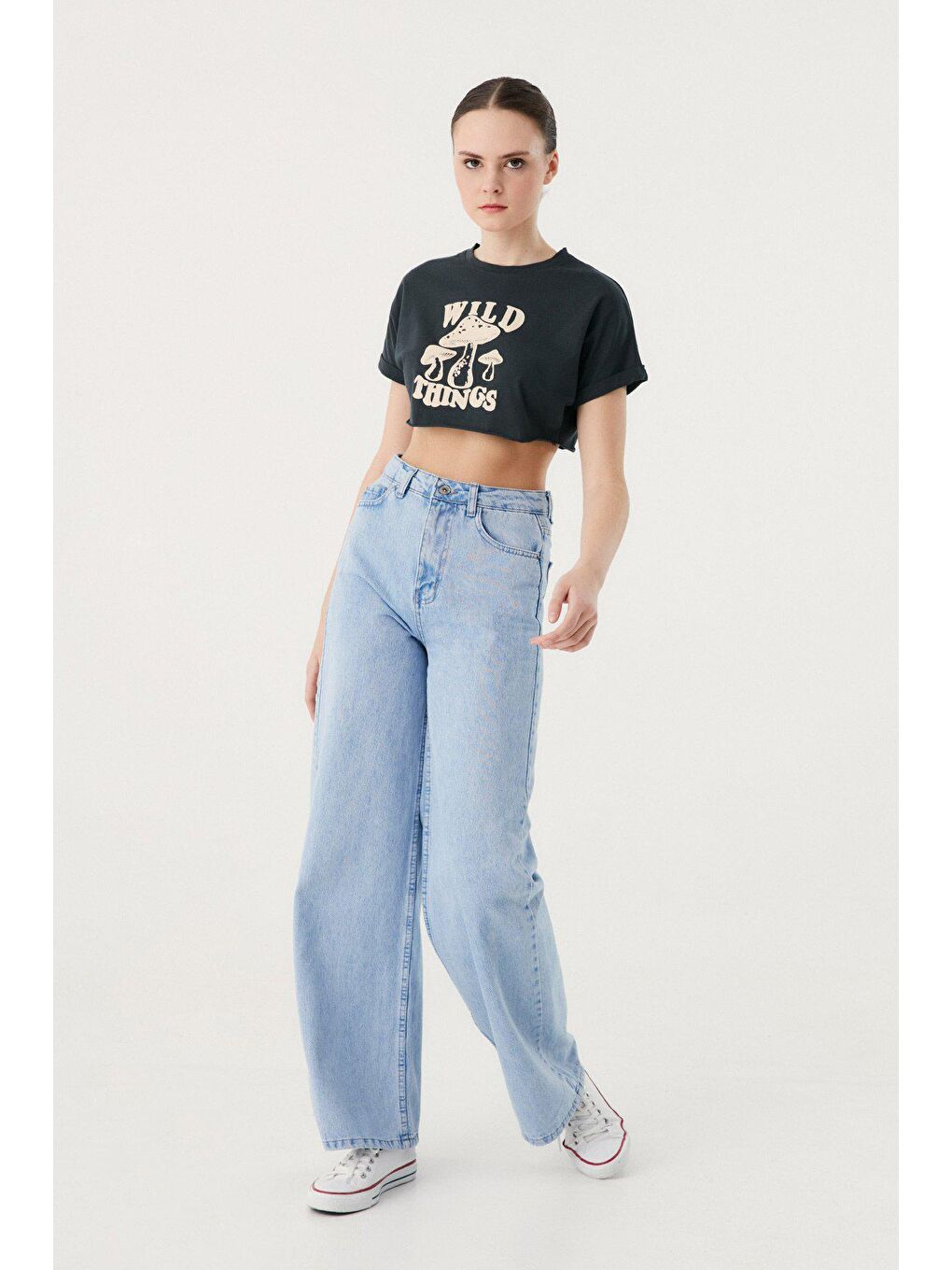 Gri Mantar Baskılı Salaş Crop Tişört-2