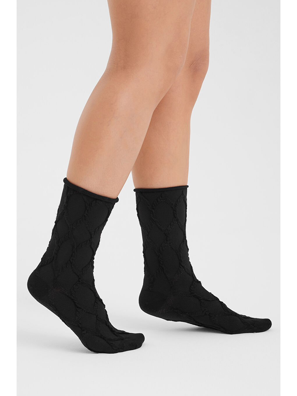Siyah Kabartma Örgü Desenli Modal Lastiksiz Dikişsiz Kadın Soket Çorap 36-41-1