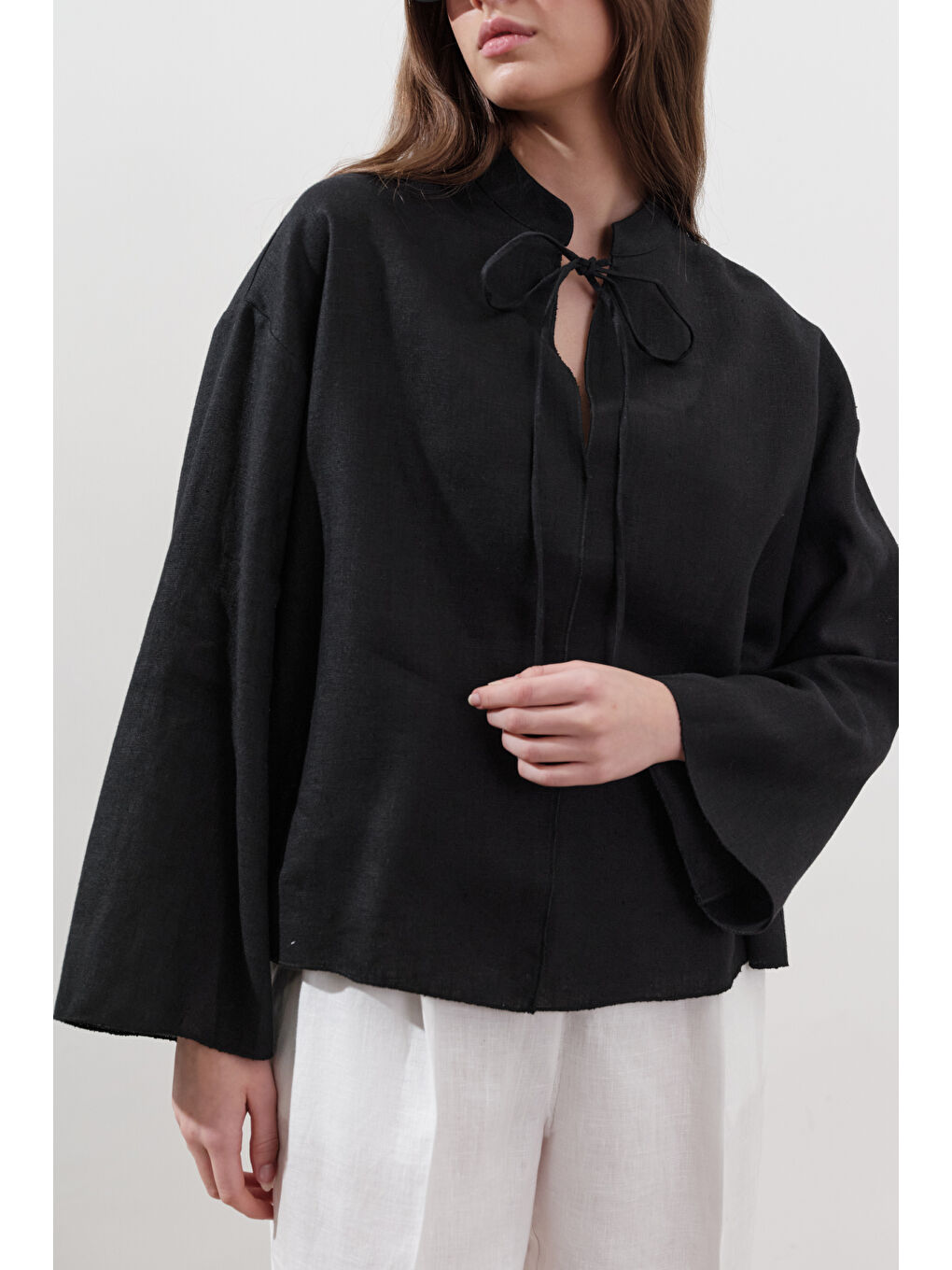 Keten Bağlamalı Bluz Siyah-1