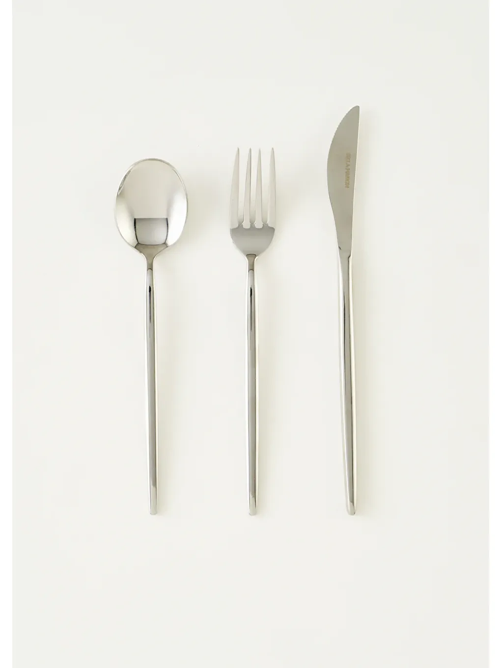 Gri Siena 18 Parça Tatlı Çatal Kaşık Bıçak Seti Silver