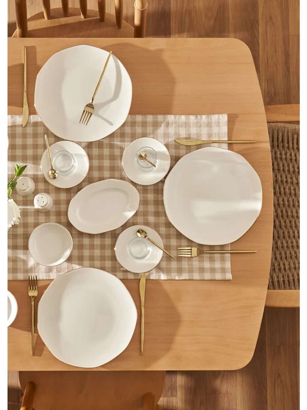 Sarı Opal Porselen 26 Parça 6 Kişilik Kahvaltı Takımı Gold