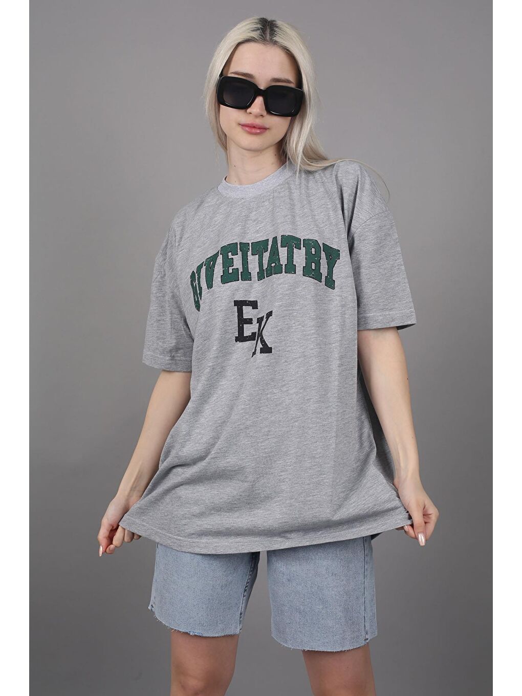 Kadın Gri Baskılı Oversize Tişört Mg1318-1