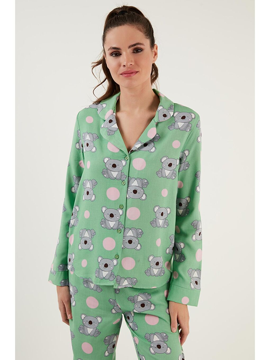 Yeşil Desenli Beli Lastikli Cep Detaylı Gömlek Yaka Dokuma Pijama Takımı 611PT288-2