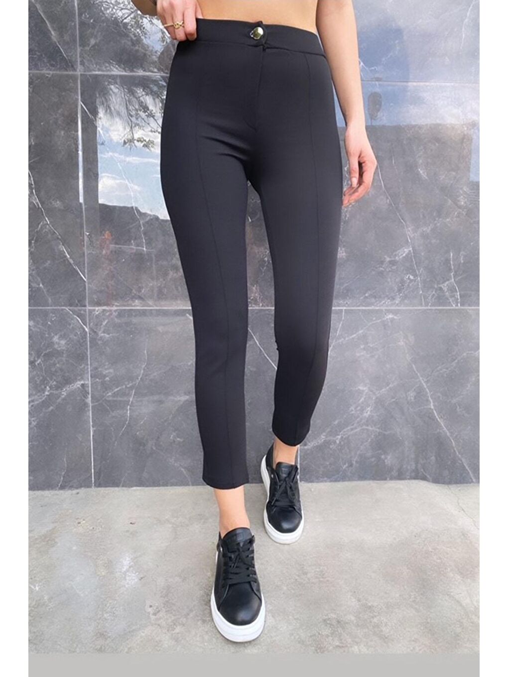 Kadın Siyah Elastanlı Jokey Tayt Pantolon-2