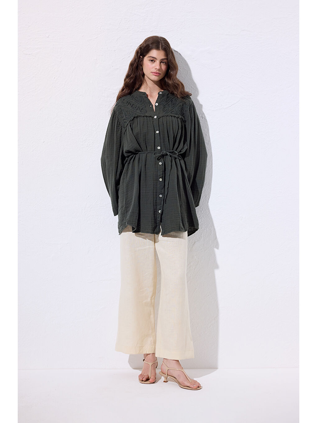 Müslin İşlemeli Gömlek Koyu Yeşil-2