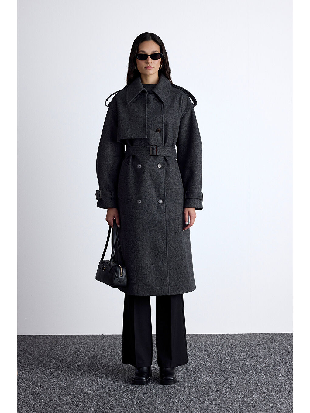 Apolet Detaylı Kaşe Kaban Antrasit-4