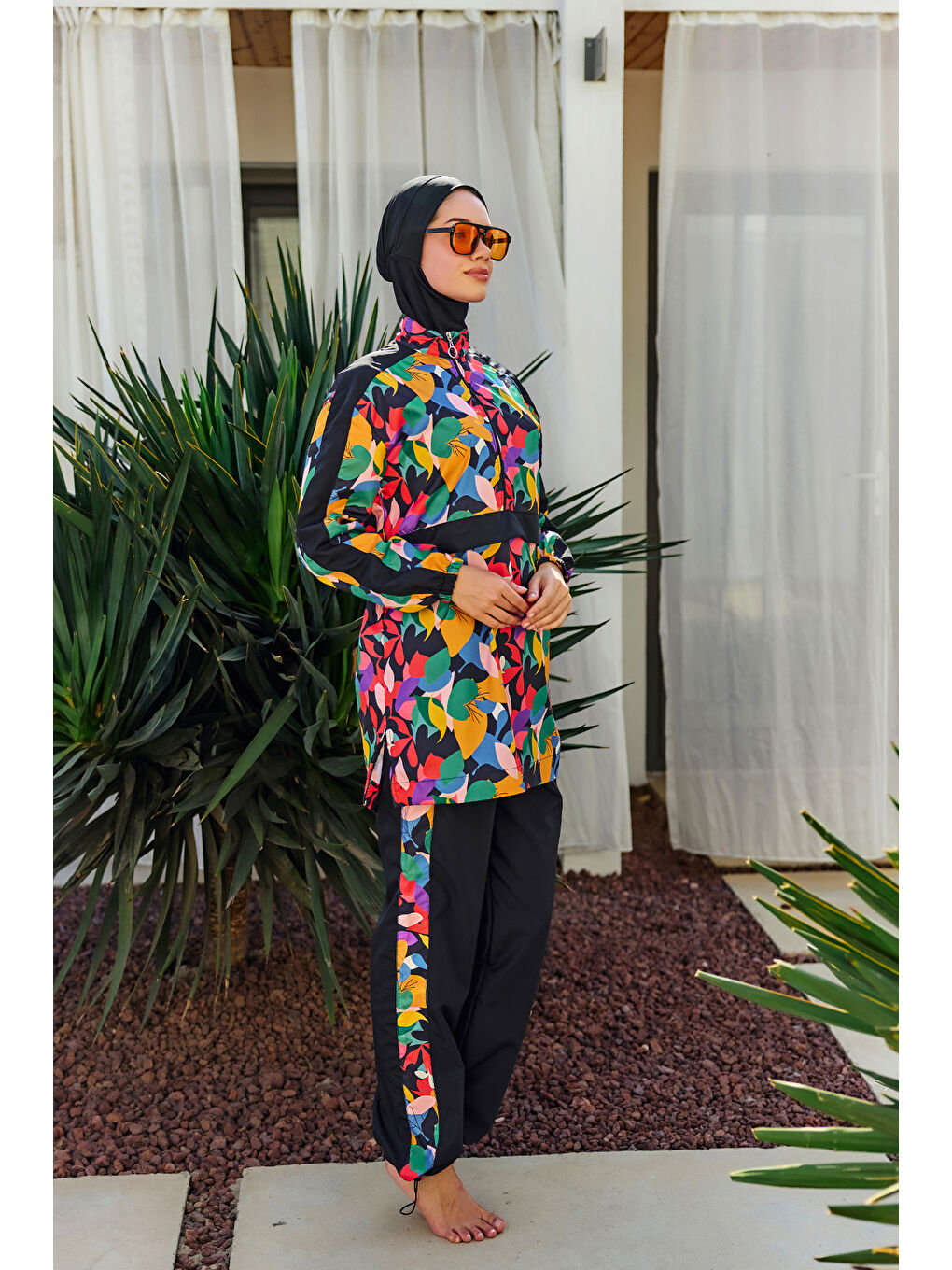 Siyah Paraşüt Tam Kapalı Tesettür Mayo R4703 Sariye-2