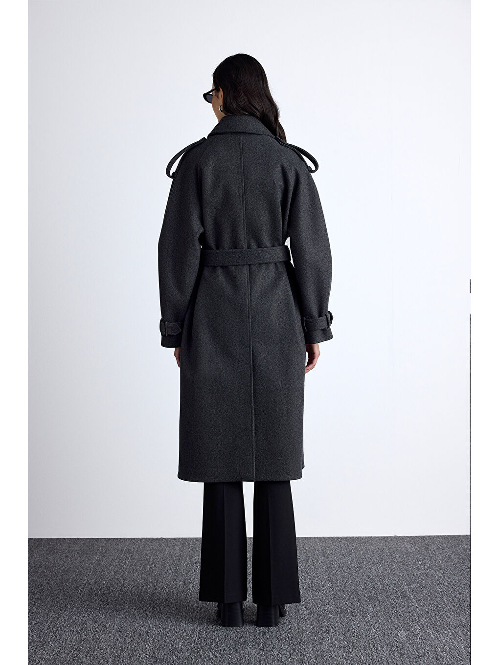 Apolet Detaylı Kaşe Kaban Antrasit-7