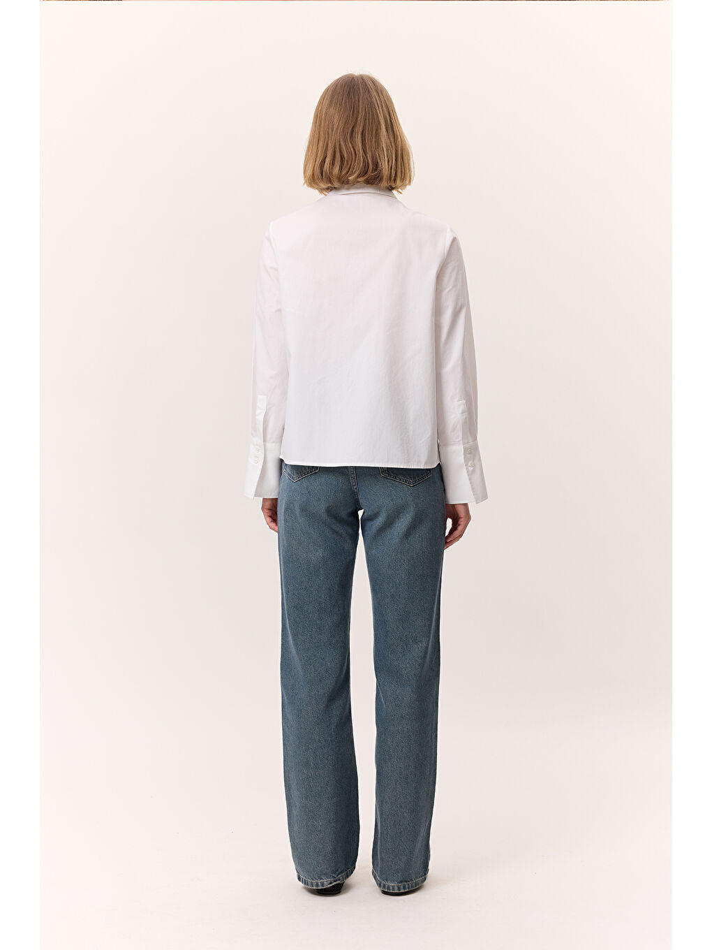 Nervür Detaylı Fit Gömlek Ekru-6