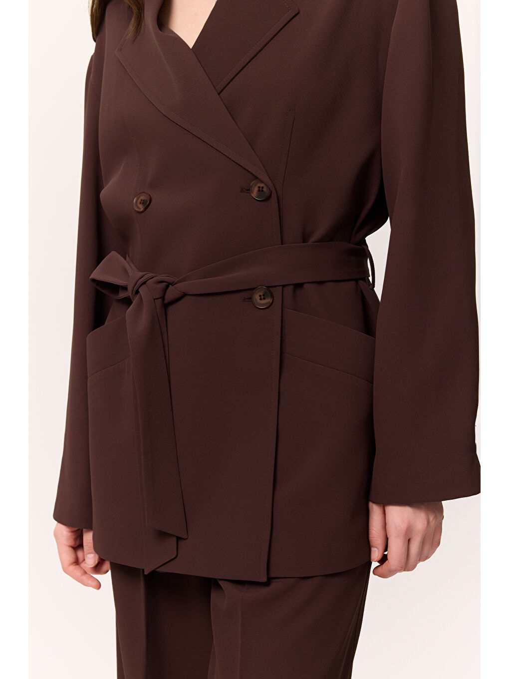 Dökümlü Kemerli Ceket Mürdüm-5