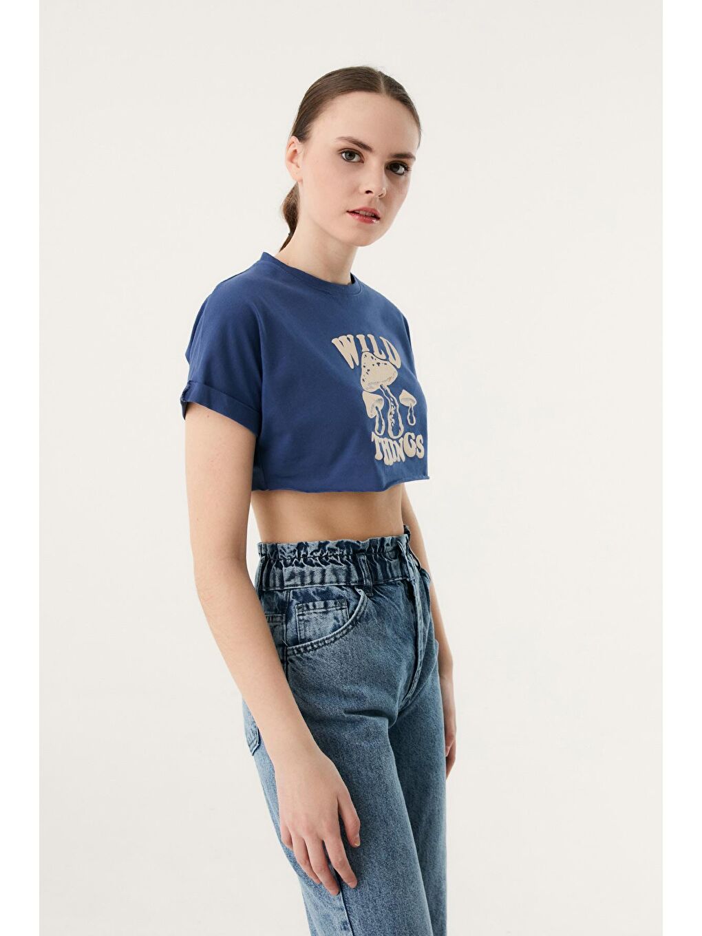 İndigo Mantar Baskılı Salaş Crop Tişört-1