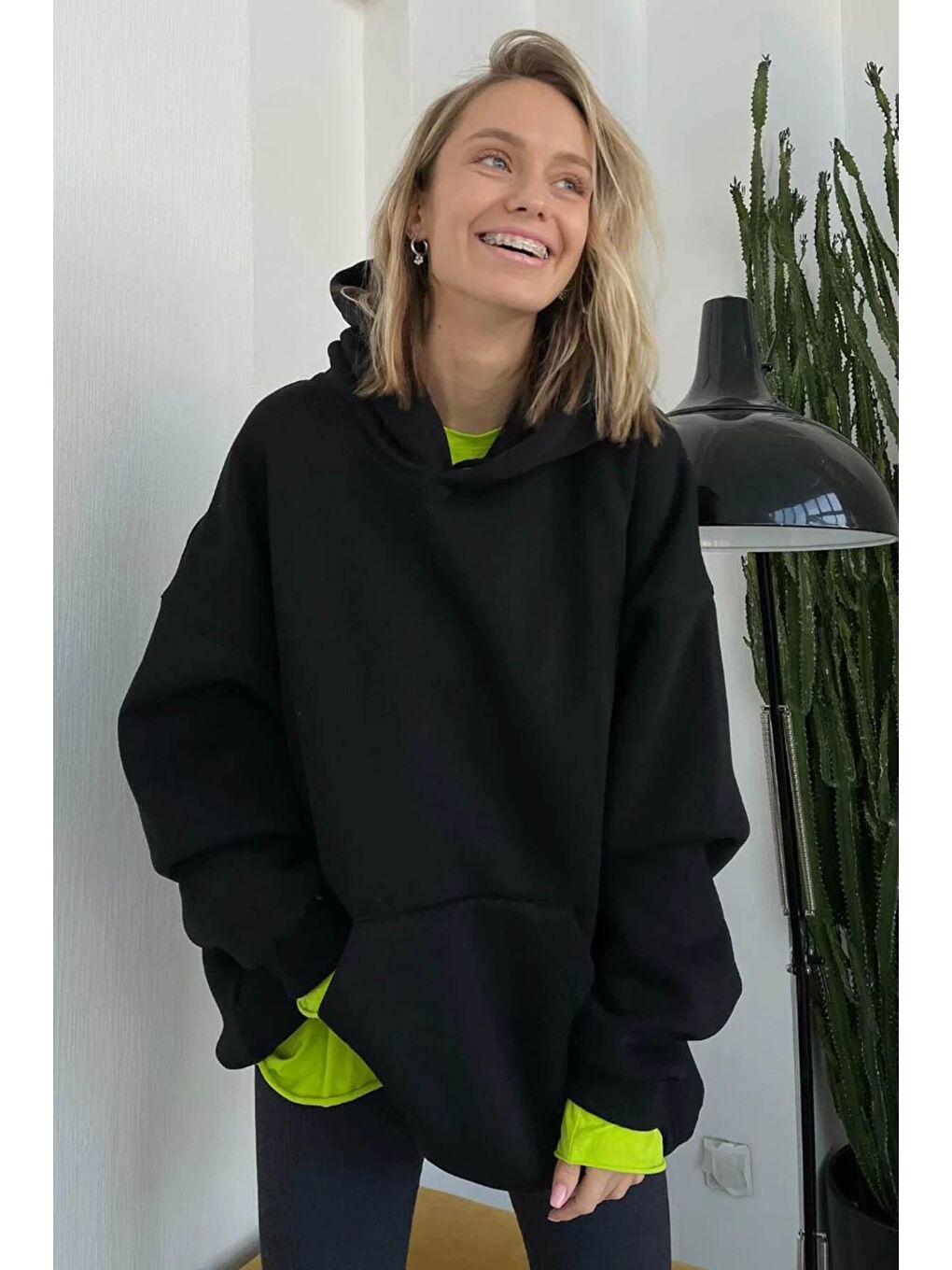 Madmext Siyah Kapüşonlu Şardonlu Oversize Sweatshirt MG1566 - 2