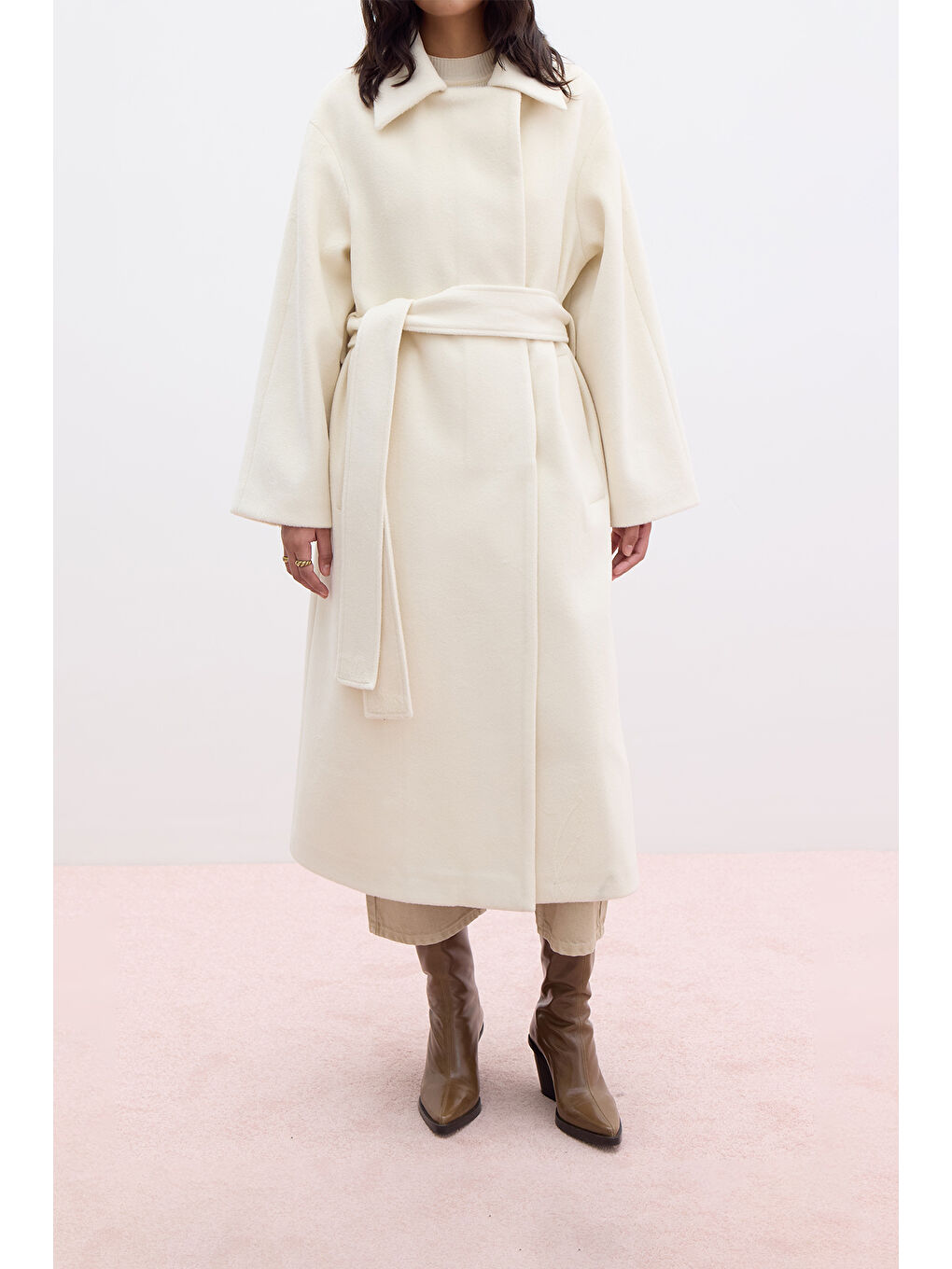 Düz Kapamalı Kaşe Kaban Ekru-3