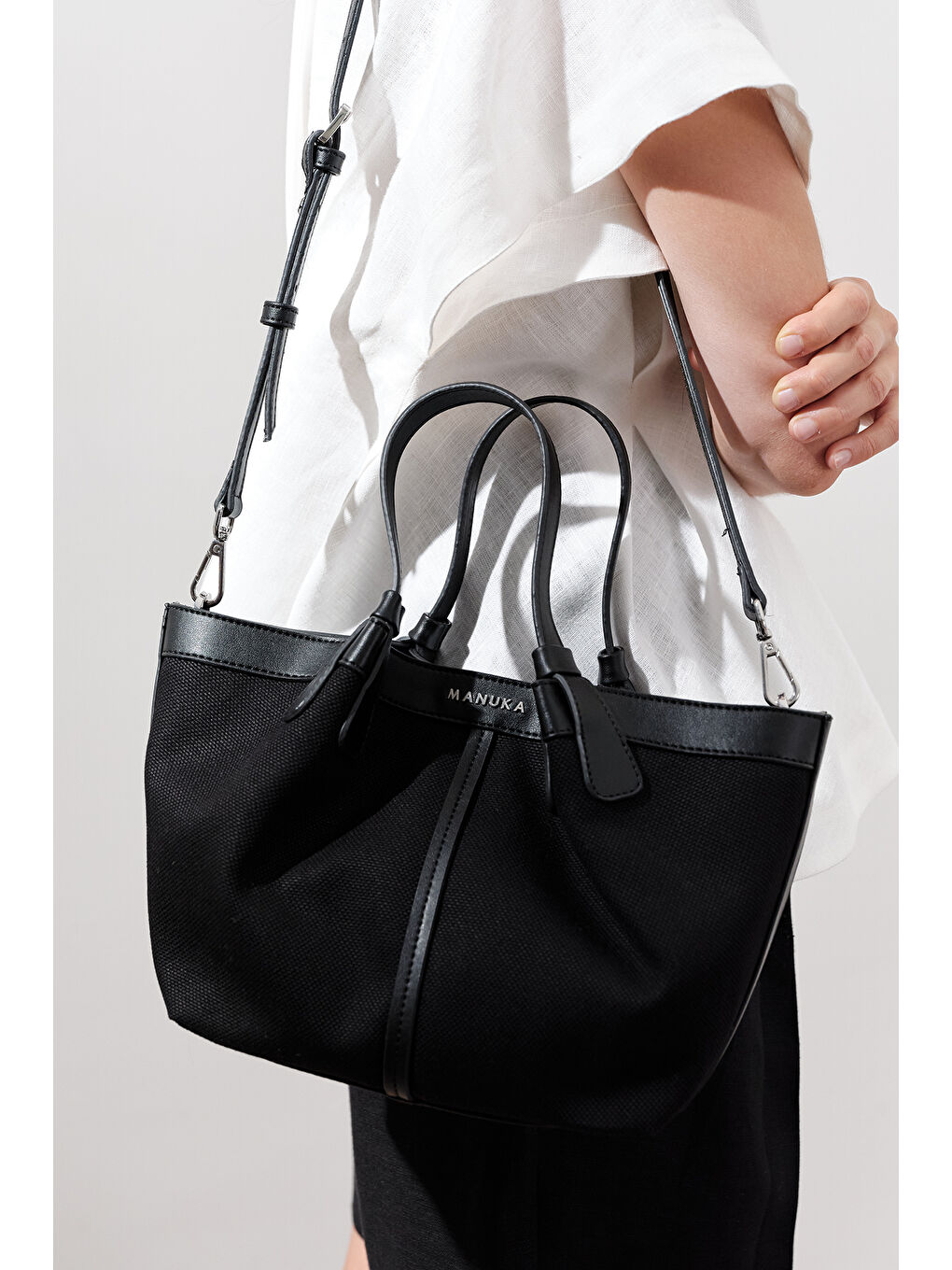 Kanvas Dikiş Detaylı Mini Çanta Siyah-2