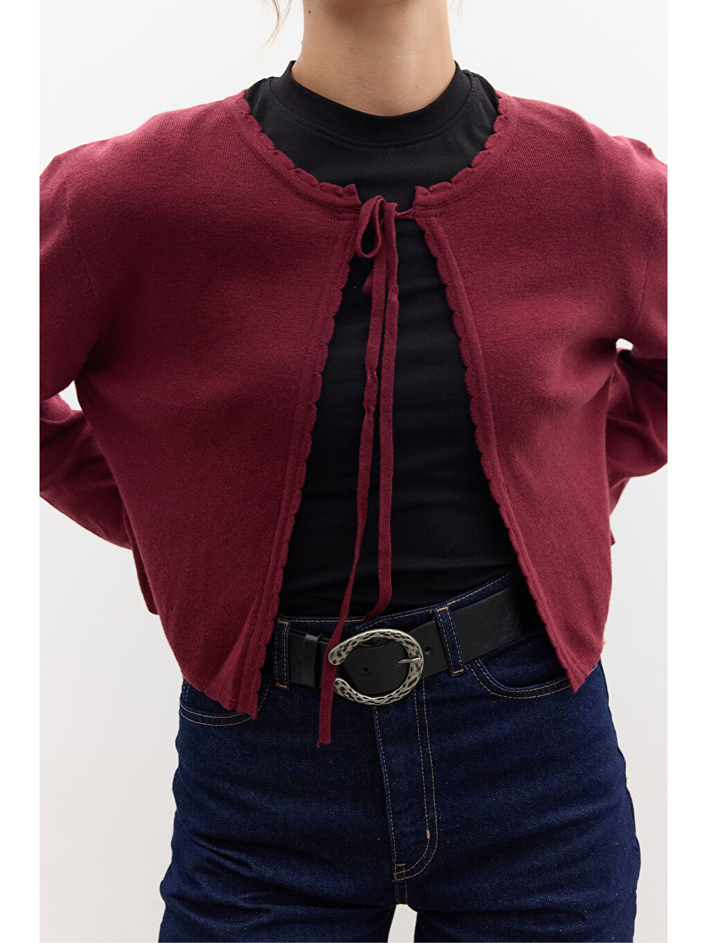 Yumuşak Dokulu Bağcıklı Triko Hırka Bordo-5