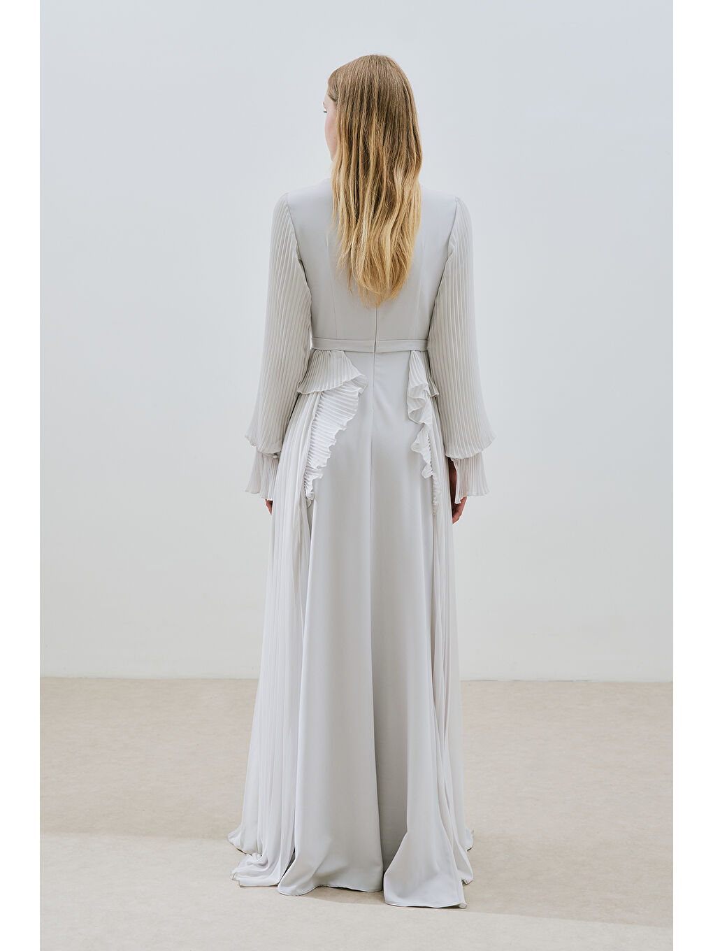 Bej Katlı Piliseli Elbise Taş-5