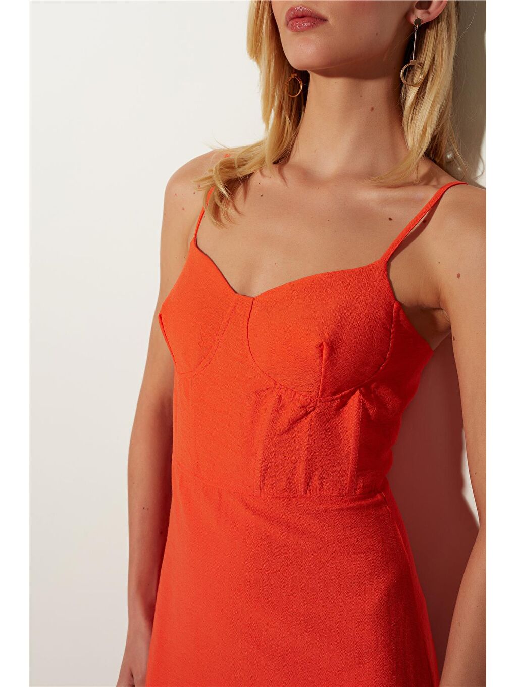 Turuncu Askılı Mini Elbise SS23D4782TU-2