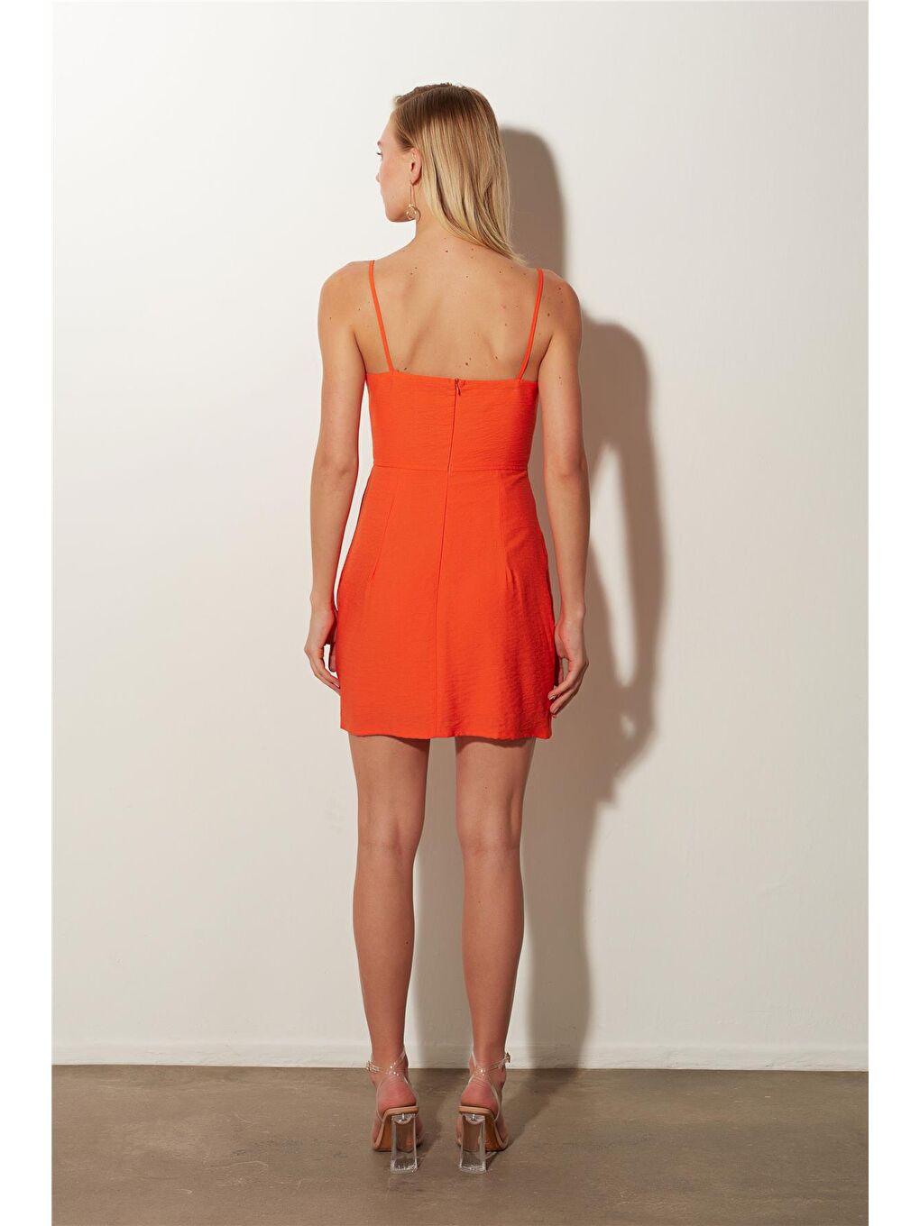 Turuncu Askılı Mini Elbise SS23D4782TU-3