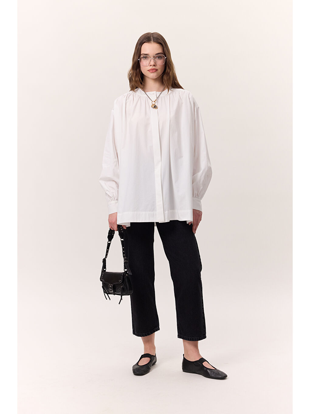 Büzgü Detaylı Geniş Gömlek Ekru-6