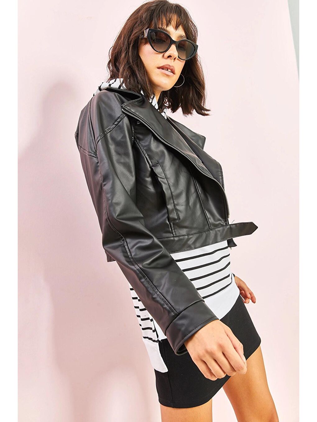 Siyah Kadın Küçük Cepli Biker Deri Ceket 2204-1
