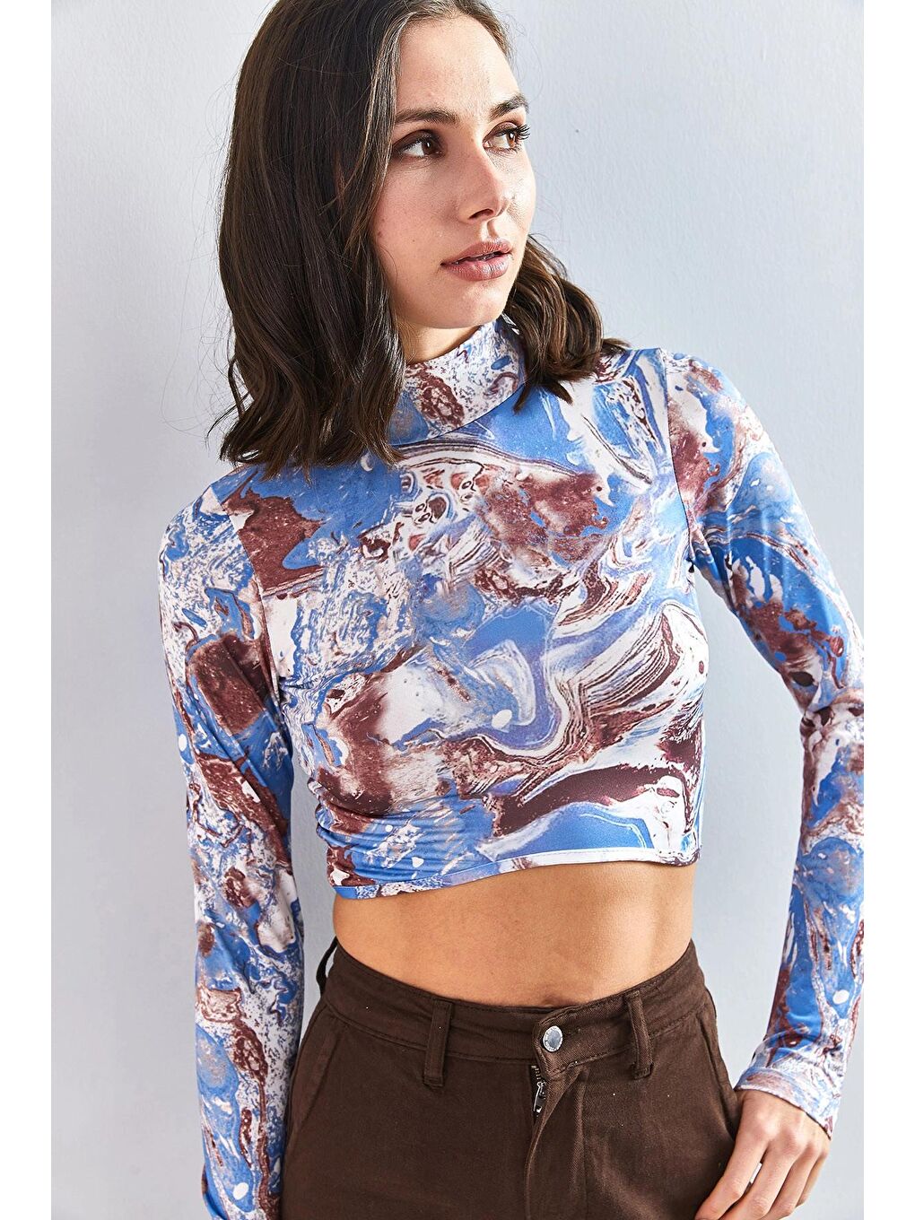 Mavi Kadın Yarım Balıkçı Yaka Biyeli Desenli Bluz-2