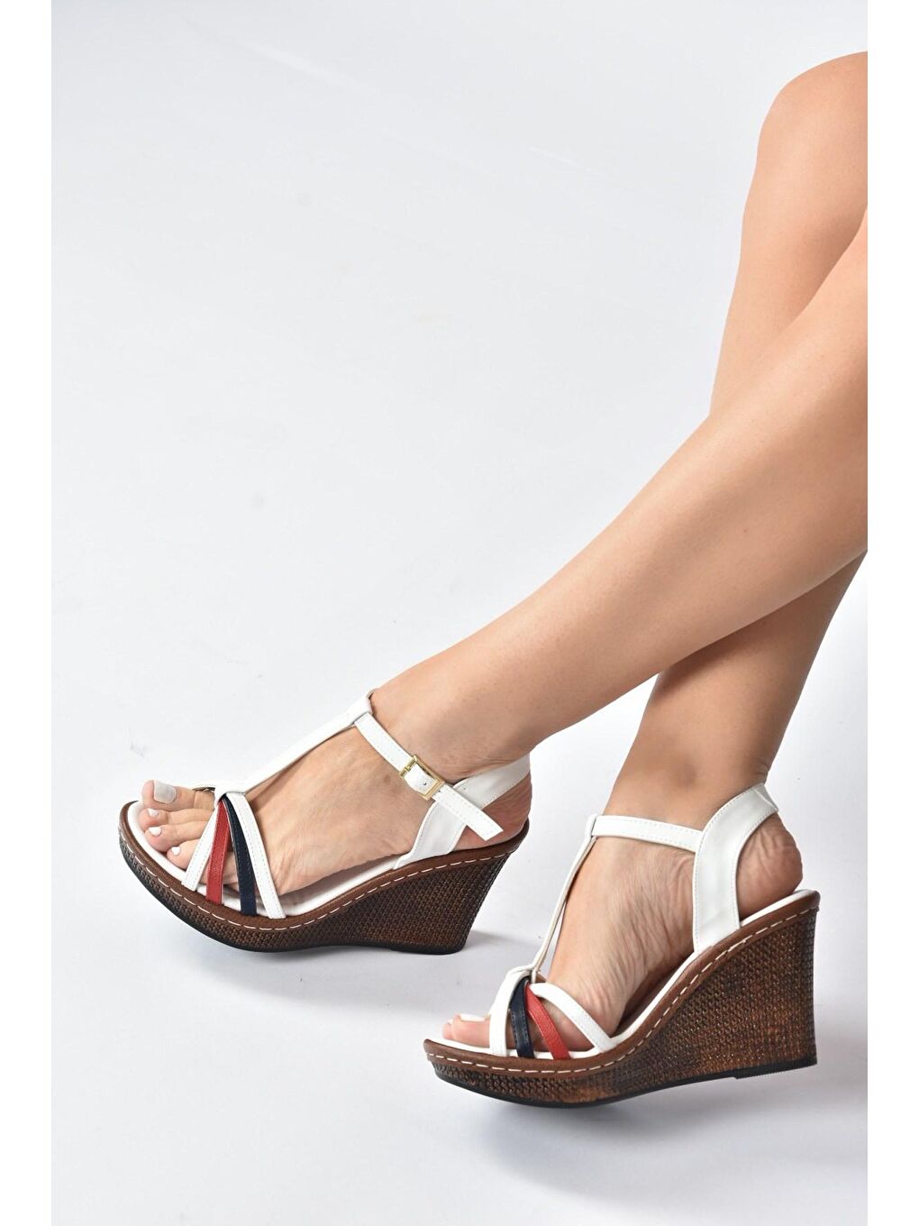 K674041109 Beyaz/Kırmızı/Laci Dolgu Taban Kadın Ayakkabı-1