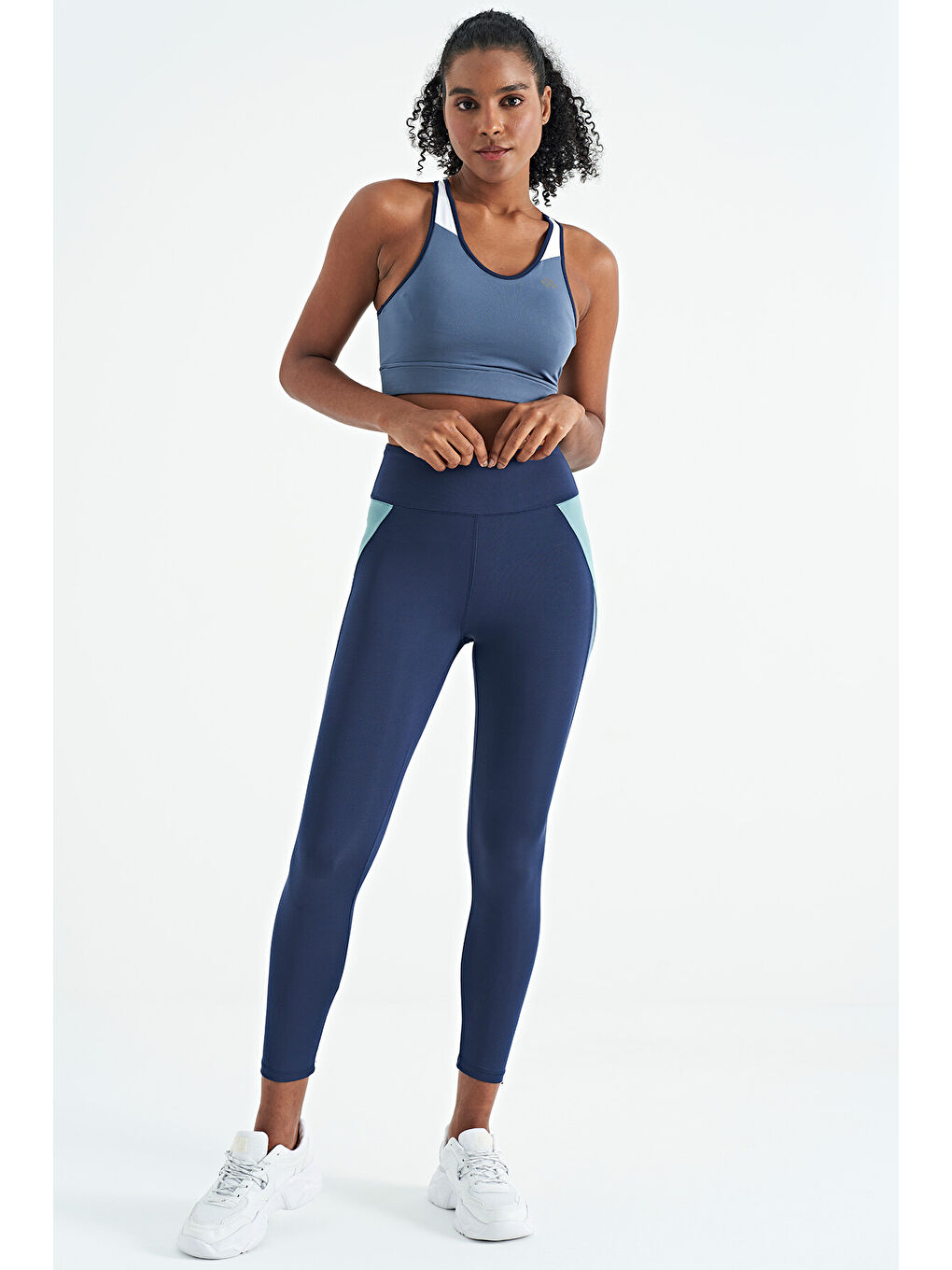 Petrol Renk Bloklu Sırt Baskı Detaylı Dar Kalıp Kadın Büstiyer - 97253-8