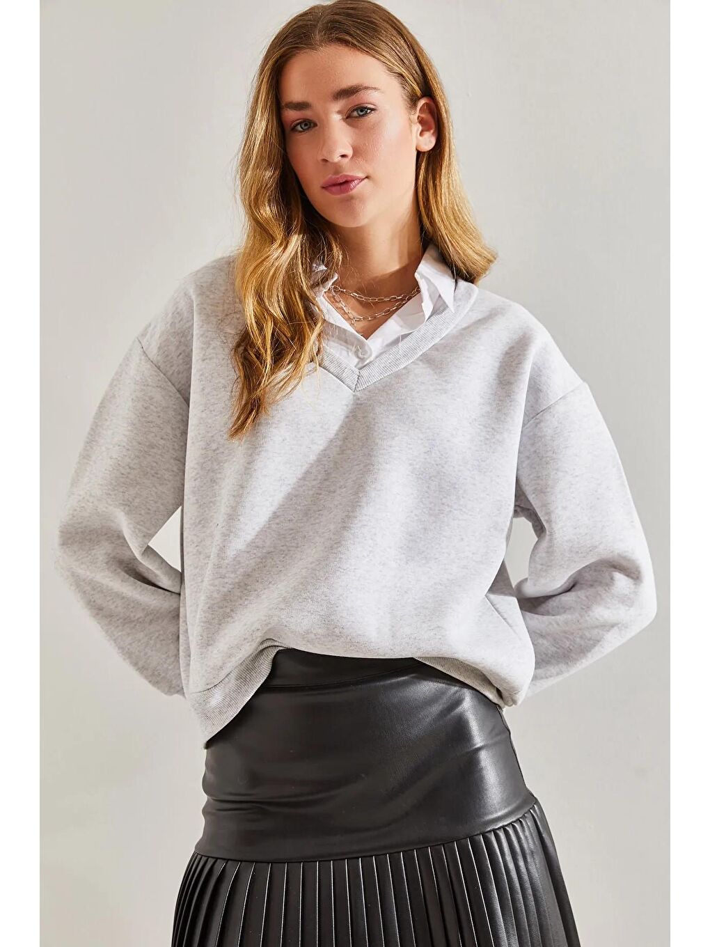 Gri Kadın Yaka Gömlek Desenli Oversize Üç İplik Sweatshirt-1