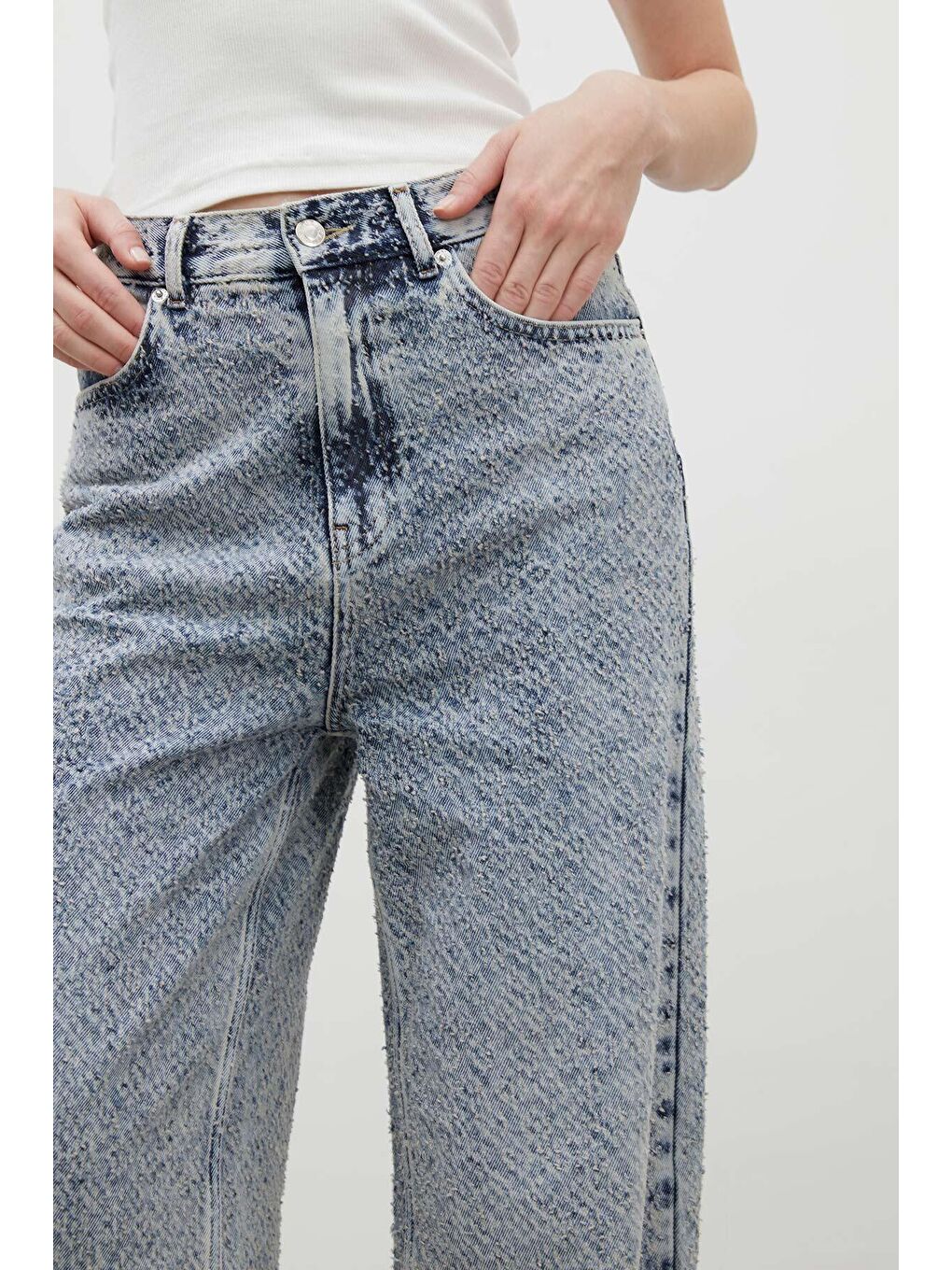 Loose Fit Dokulu Denim Pantolon Mavi-4