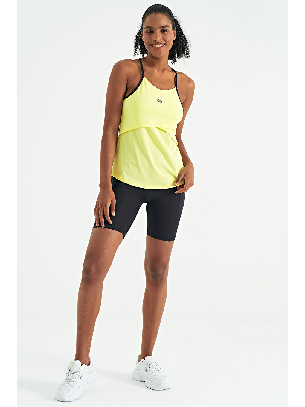 Sarı Limon Sırt Çarpraz Askı Detaylı Standart Kalıp Kadın Spor Atlet - 97261