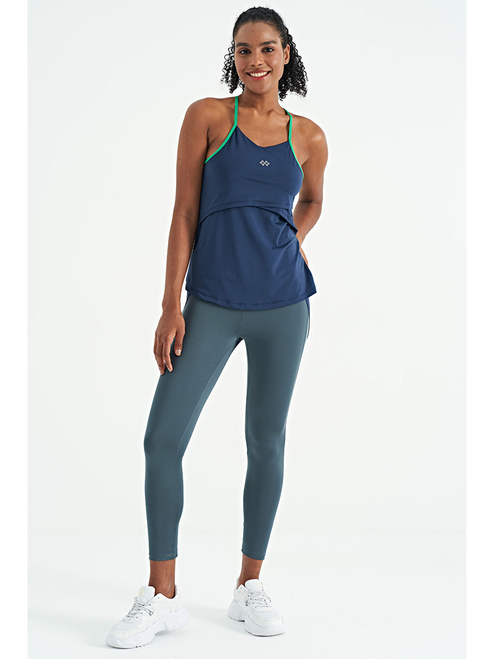 İndigo Sırt Çarpraz Askı Detaylı Standart Kalıp Kadın Spor Atlet - 97261-8