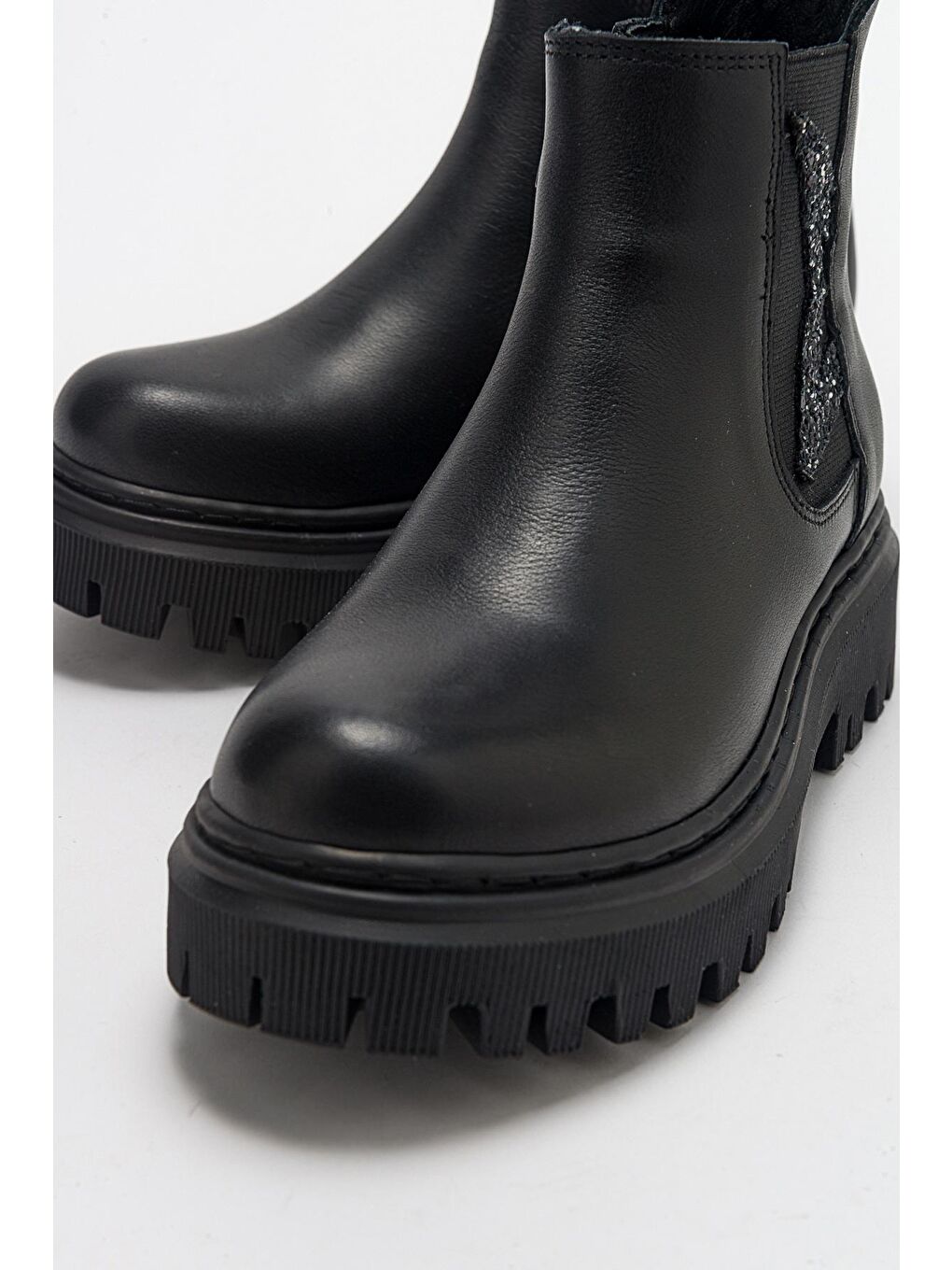 Kız Çocuk Siyah Hakiki Deri Anatomik Günlük Bot-1