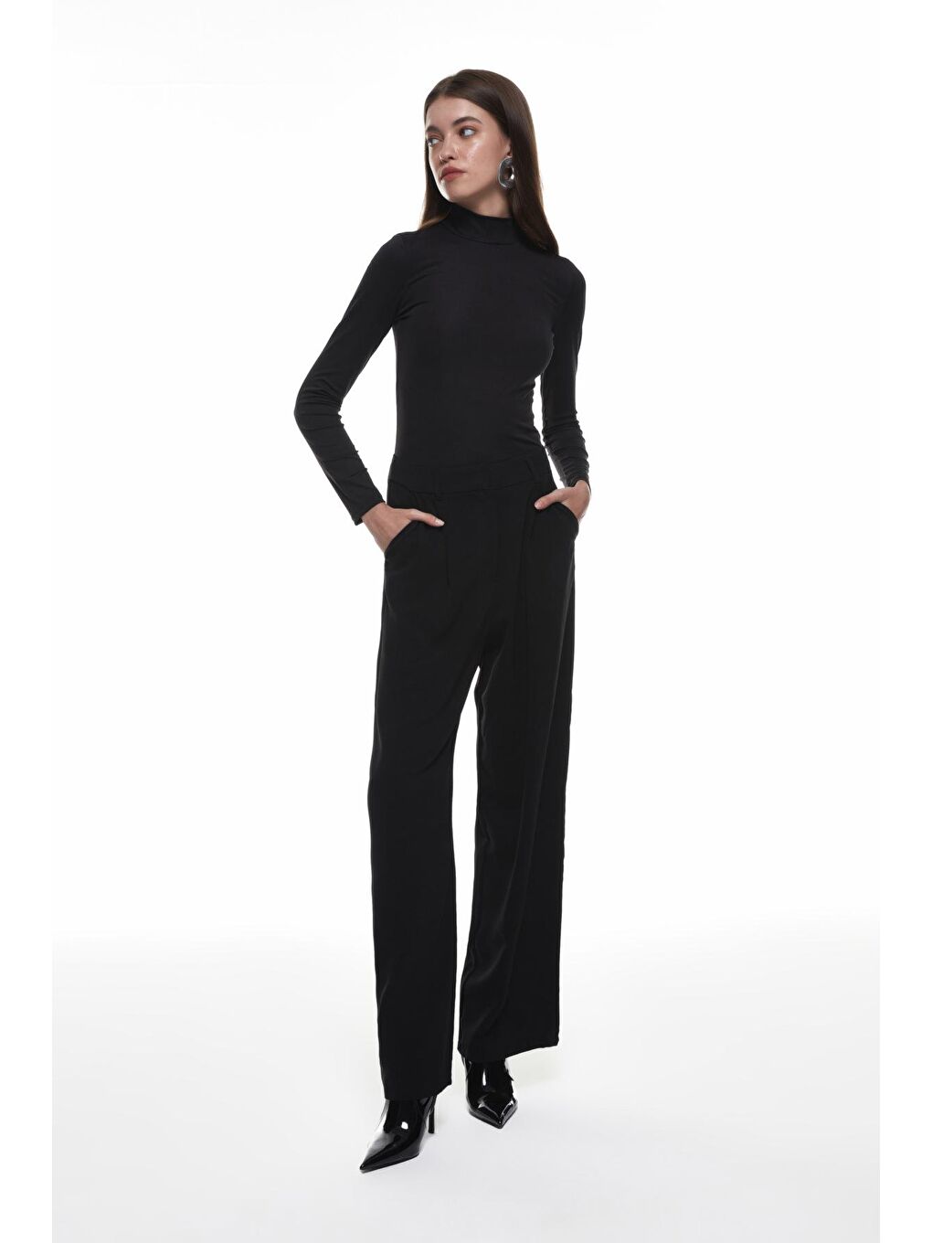 QUZU Siyah Balıkçı Yaka Bodysuit Siyah - 1